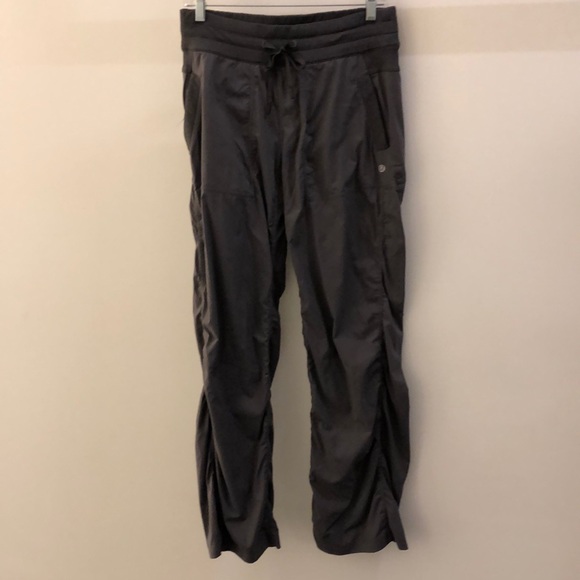 lululemon athletica Pants - Lululemon gray unlined studio pant, sz 8, 68369 lululemon athletica Pants - Lululemon gray unlined studio pant, sz 8, 68369
